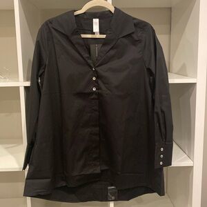 NWT: Marla Wynne synthetic button up shirt, size S